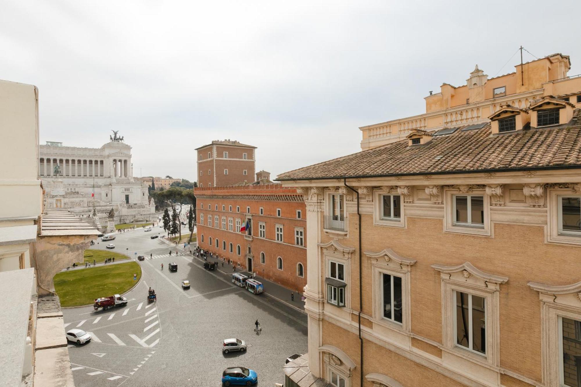 Апарт отель Sonder Piazza Venezia Рим Экстерьер фото
